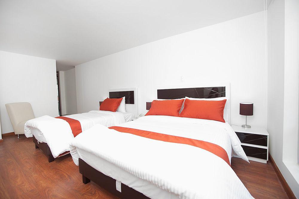 Hotel Castellana 100 Bogota Bagian luar foto